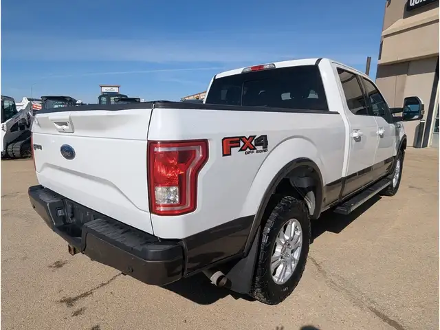 2017 Ford F-150 4WD SuperCrew 157 Lariat - Photo 9