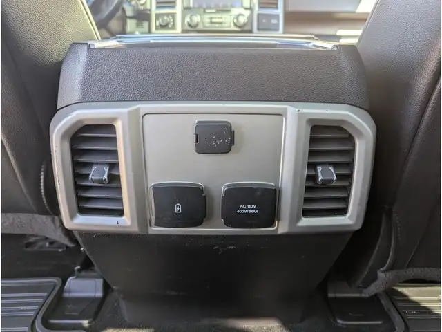 2017 Ford F-150 4WD SuperCrew 157 Lariat - Photo 20