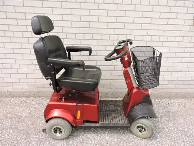 fortress mobility scooter excellent condition $ 850 - Photo 5