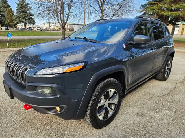 2017 Jeep Cherokee Trailhawk 3.2L V6 4X4