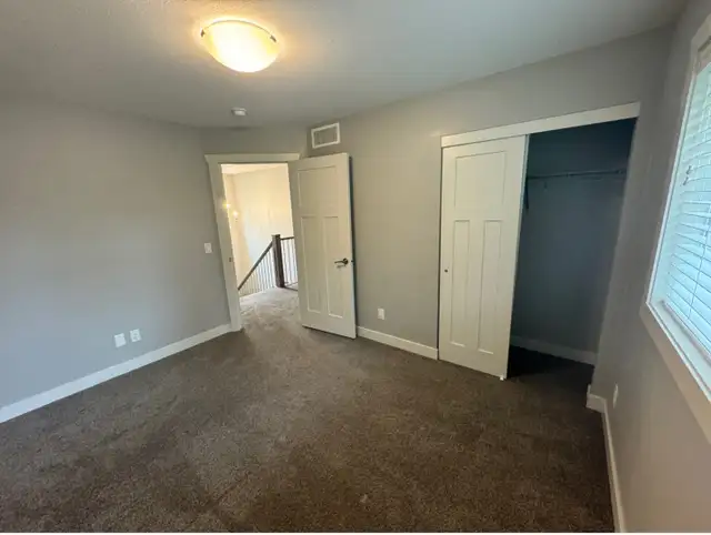 6 bed, 3/5 bath - Magic Estates Rental - Photo 17