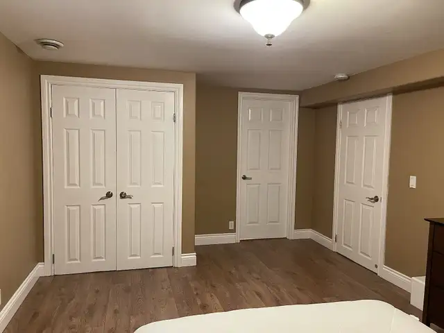 Very Beautiful and Modern 1 Bedrooms suite in Basement for rent - Photo 2