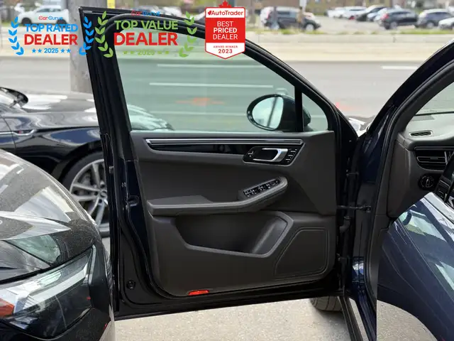 2020 Porsche Macan S | PREMIUM PKG | PANO | LOADED - Photo 25