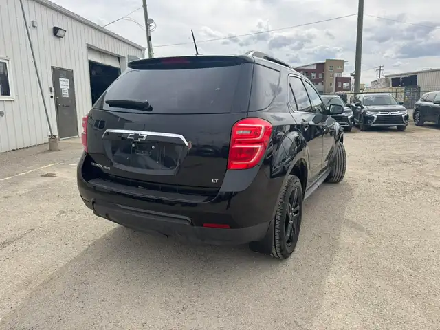 2017 Chevrolet Equinox LTZ - Photo 3