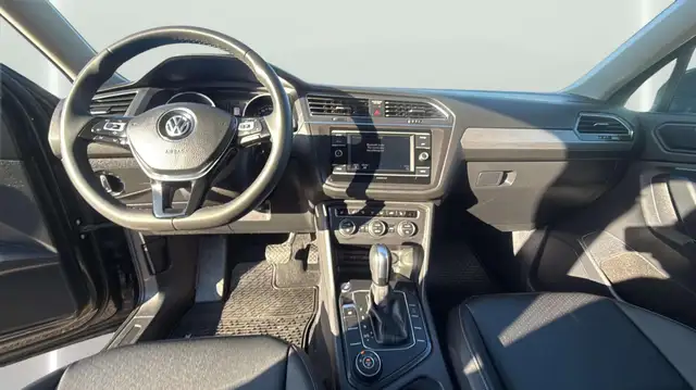 2020 Volkswagen Tiguan COMFORTLINE 4MOTION 2.0T CAM/LEATHER/PANO - Photo 18