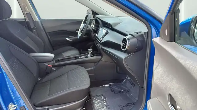 2025 Nissan Kicks Play SV B.CAM/R.START/H.SEATS&WHEEL/CARPLAY/LO - Photo 18