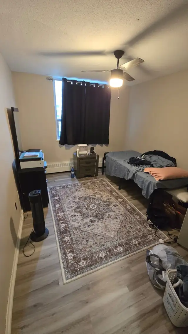 Apartment Available - Photo 2