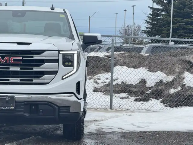 2026 GMC Sierra 1500 SLE- Wi-Fi Hotspot Capable - Photo 7