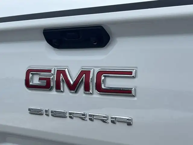 2026 GMC Sierra 1500 SLE- Wi-Fi Hotspot Capable - Photo 16