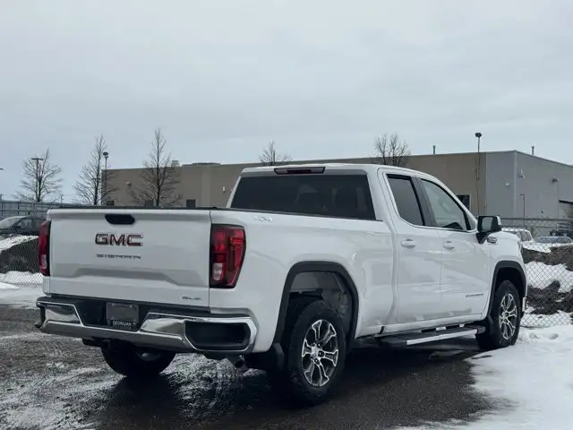 2026 GMC Sierra 1500 SLE- Wi-Fi Hotspot Capable - Photo 18