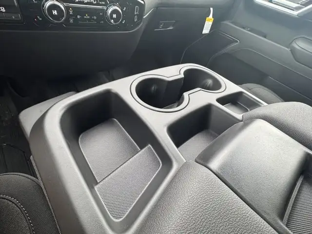 2026 GMC Sierra 1500 SLE- Wi-Fi Hotspot Capable - Photo 33