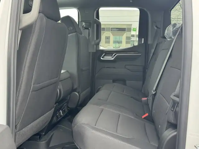 2026 GMC Sierra 1500 SLE- Wi-Fi Hotspot Capable - Photo 36