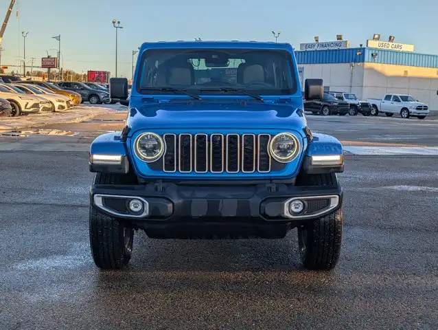 2025 Jeep Wrangler Sahara - Photo 7