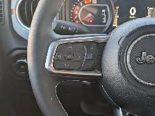 2025 Jeep Wrangler Sahara - Photo 18