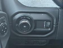 2025 Jeep Wrangler Sahara - Photo 21