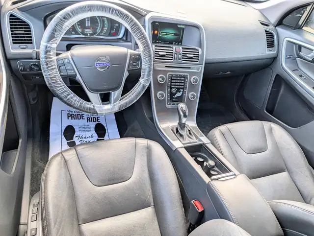 2016 Volvo XC60 AWD 5dr T5 Special Edition Premier | Sun-roof! | - Photo 11