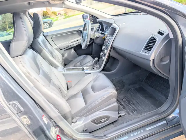2016 Volvo XC60 AWD 5dr T5 Special Edition Premier | Sun-roof! | - Photo 16