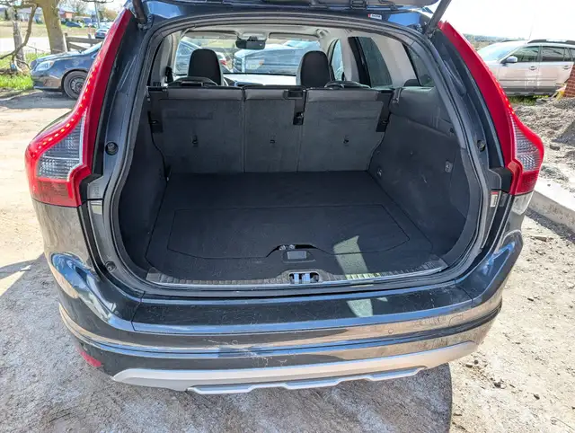 2016 Volvo XC60 AWD 5dr T5 Special Edition Premier | Sun-roof! | - Photo 26