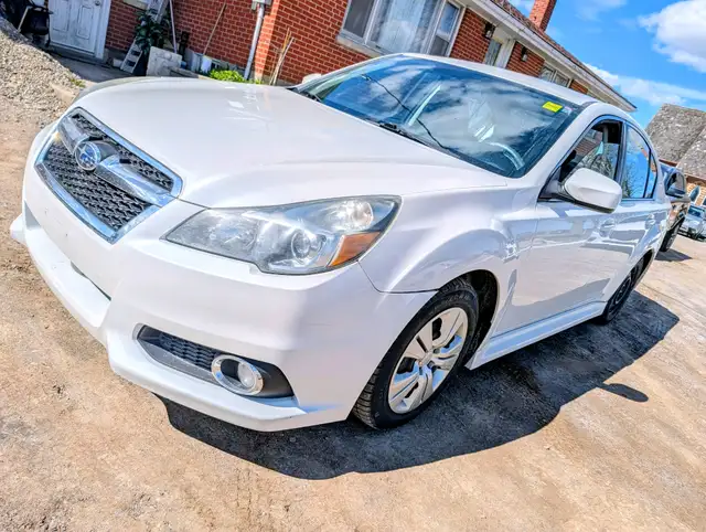 2014 Subaru Legacy 2.5i Premium | Heated seats! | One owner! | C - Photo 2
