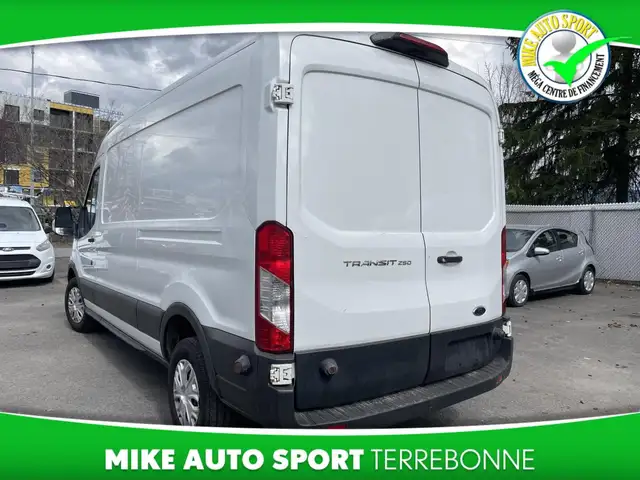 Ford Transit Van T-250 toit moyen 148 po PNBV de 9 000 lb porte - Photo 2