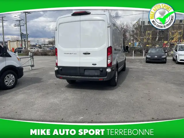 Ford Transit Van T-250 toit moyen 148 po PNBV de 9 000 lb porte - Photo 3