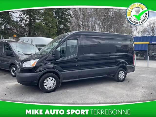 Ford Transit Van T-250 toit moyen 148 po PNBV de 9 000 lb porte