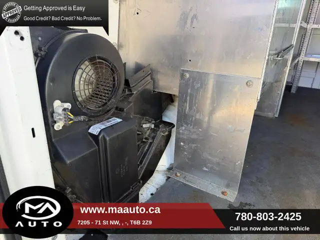 2011 GMC Savana 3500 135' - Shelving And Ladder rack Included - Photo 10
