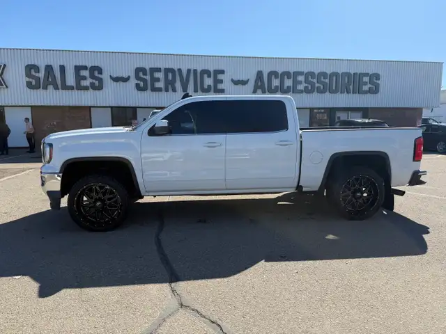 2016 GMC SIERRA 1500 SLE CREW CAB - Photo 9