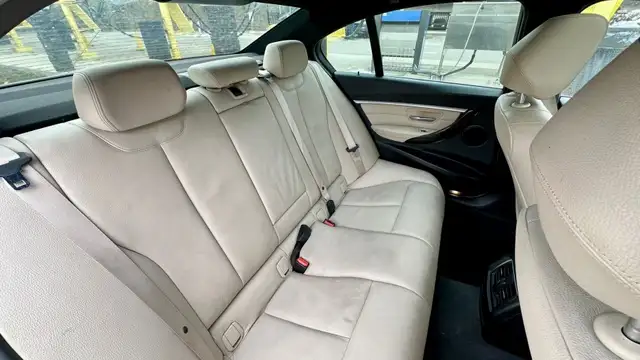 2017 BMW 3 SERIES 330I XDRIVE - Photo 15