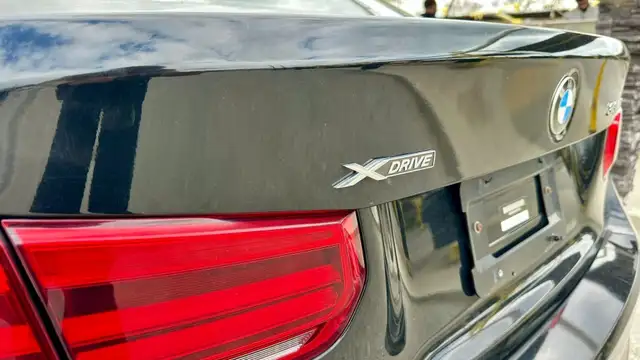 2017 BMW 3 SERIES 330I XDRIVE - Photo 25