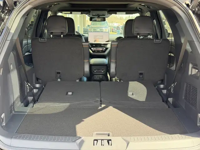 2026 Ford Explorer TREMOR | TREMOR ULTIMATE PACKAGE | BLUECRUISE - Photo 11