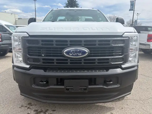 2026 Ford Super Duty F-550 DRW XL | PAYLOAD PLUS PACKAGE | TOW P - Photo 4