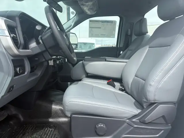 2026 Ford Super Duty F-550 DRW XL | PAYLOAD PLUS PACKAGE | TOW P - Photo 17
