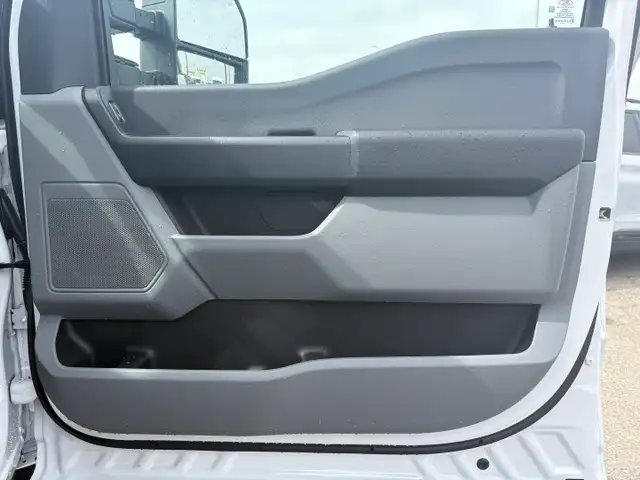 2026 Ford Super Duty F-550 DRW XL | PAYLOAD PLUS PACKAGE | TOW P - Photo 26