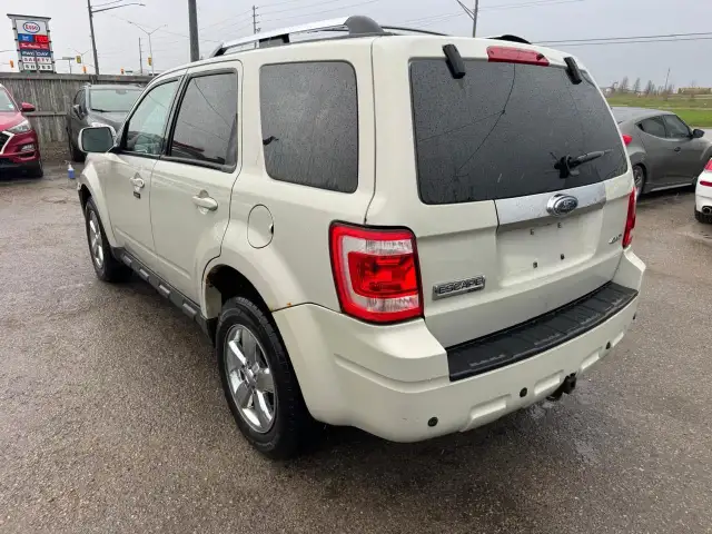2009 Ford Escape LIMITED, AWD, V6, LEATHER, AUTO, AS IS SPECIAL - Photo 3