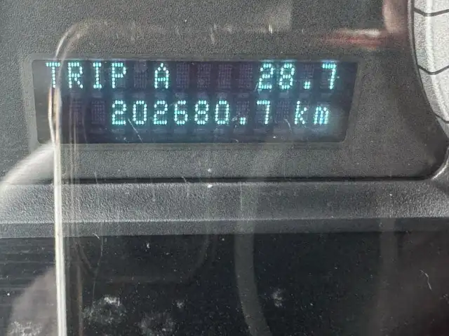2009 Ford Escape LIMITED, AWD, V6, LEATHER, AUTO, AS IS SPECIAL - Photo 14