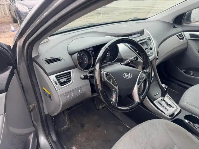 2013 Hyundai Elantra GLS, NO ACCIDENTS, WELL MAINTAINED, CERTIFI - Photo 13
