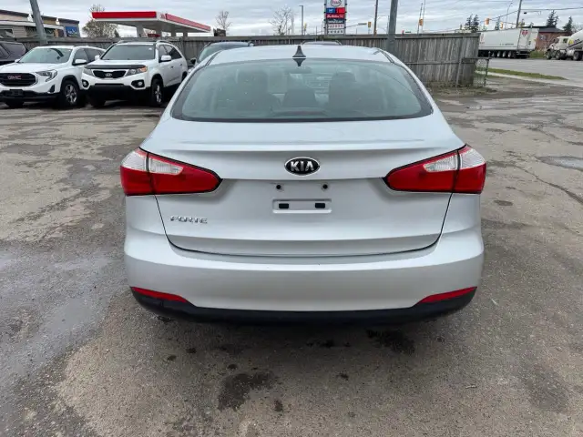 2016 Kia Forte LX, AUTO, SEDAN, 4 CYL, GREAT ON FUEL, CERTIFIED - Photo 5