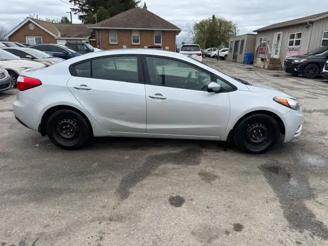 2016 Kia Forte LX, AUTO, SEDAN, 4 CYL, GREAT ON FUEL, CERTIFIED - Photo 7