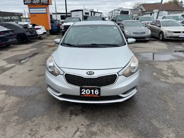 2016 Kia Forte LX, AUTO, SEDAN, 4 CYL, GREAT ON FUEL, CERTIFIED - Photo 9
