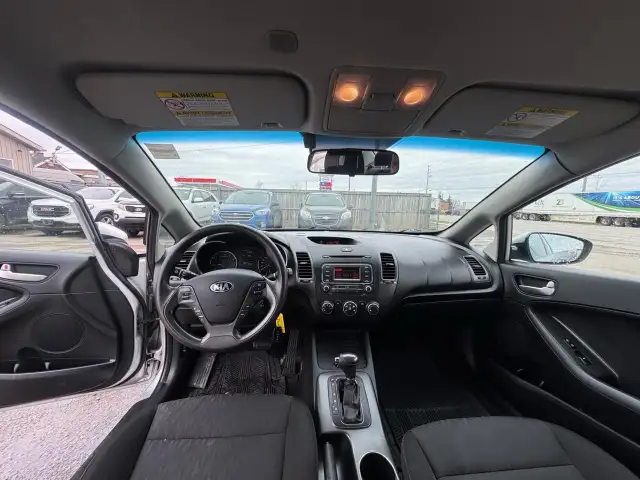 2016 Kia Forte LX, AUTO, SEDAN, 4 CYL, GREAT ON FUEL, CERTIFIED - Photo 13