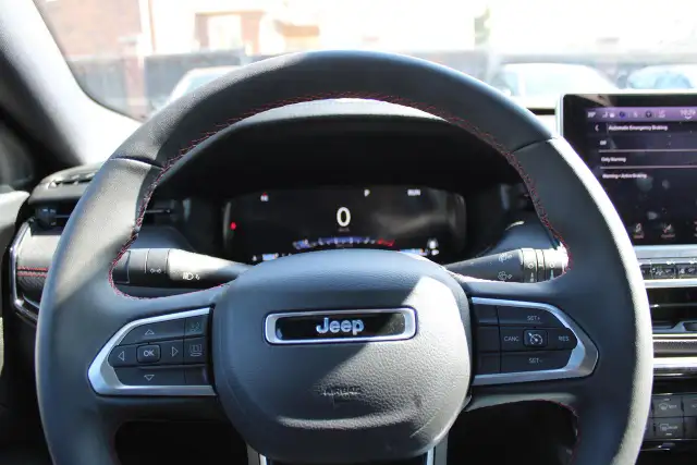 2024 Jeep Compass Trailhawk - Photo 9
