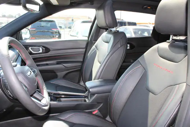 2024 Jeep Compass Trailhawk - Photo 19