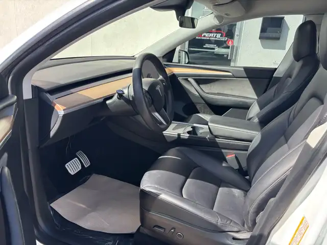 2022 Tesla Model Y Performance AWD - Photo 10
