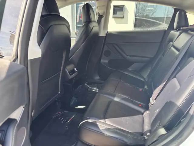 2022 Tesla Model Y Performance AWD - Photo 12