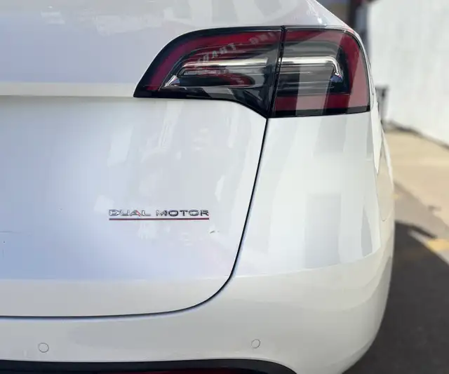 2022 Tesla Model Y Performance AWD - Photo 27