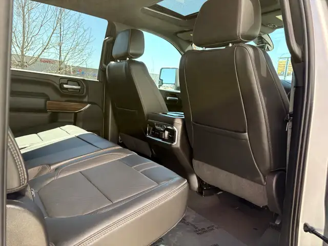 2023 Chevrolet Silverado 3500HD 4WD Crew Cab 159' High Country - Photo 19