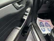 2025 Ford Escape Platinum AWD - Photo 10