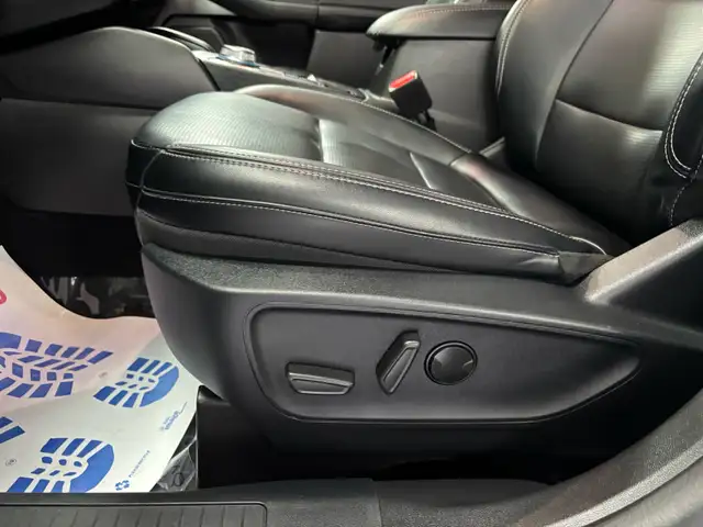 2025 Ford Escape Platinum AWD - Photo 13