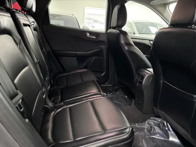 2025 Ford Escape Platinum AWD - Photo 18